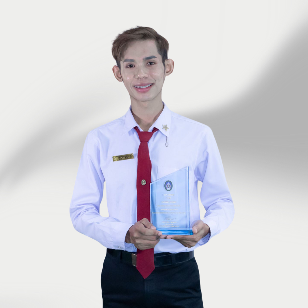 Received the Award for Meeting Diamond-Level Criteria for the Second Year in the 1st SRU AWARD "Honoring Successful Students" project, under the theme "Good Students Deserve Recognition.