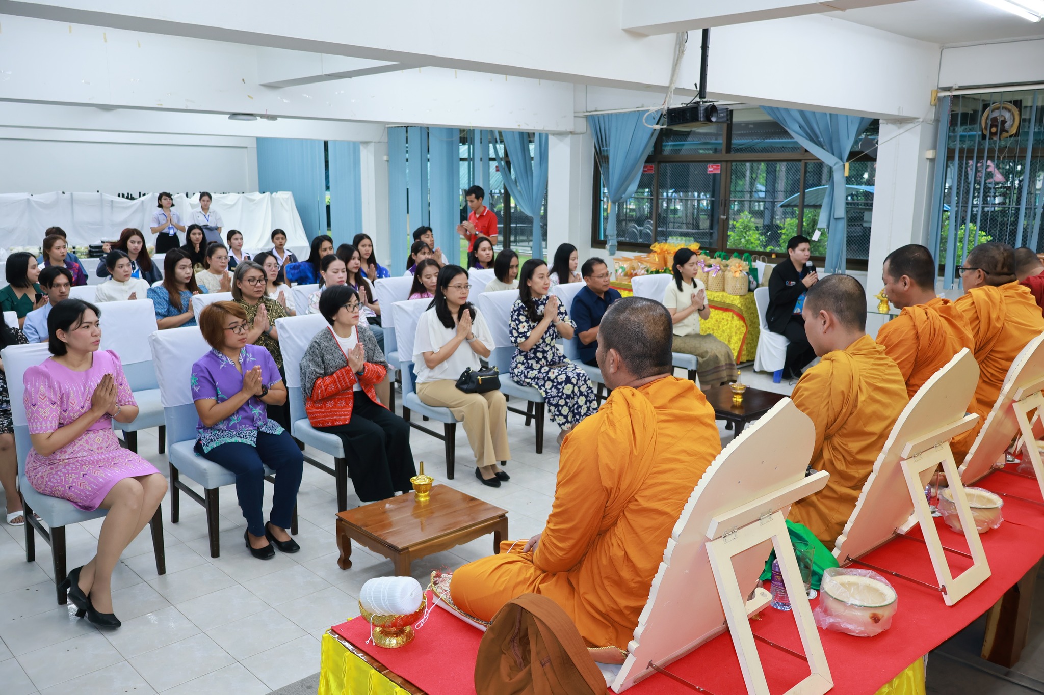 สวัสดีปีใหม่ 2568 กับกิจกรรมทำบุญต้อนรับศักราชใหม่ วิทยาลัยนานาชาติการท่องเที่ยว