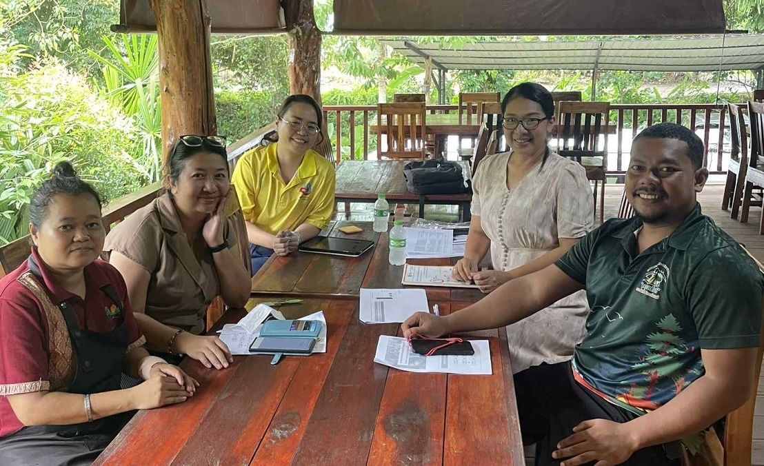 Joining Hands with Khao Sok Entrepreneurs to Reduce Tourism's Carbon Footprint