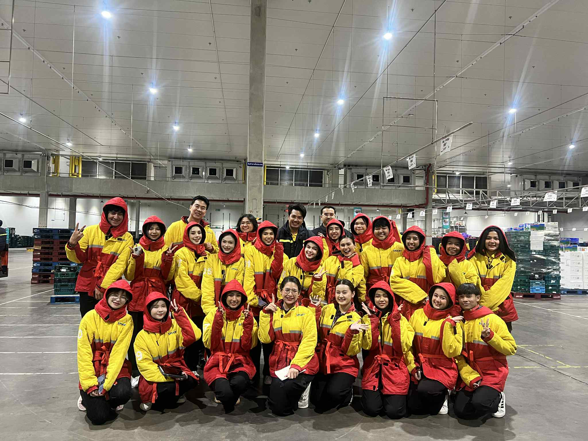 นักศึกษาธุรกิจการบิน ปี 2 ศึกษาดูงาน “การจัดการคลังสินค้า” ณ ศูนย์กระจายสินค้าโลตัส สุราษฎร์ธานี