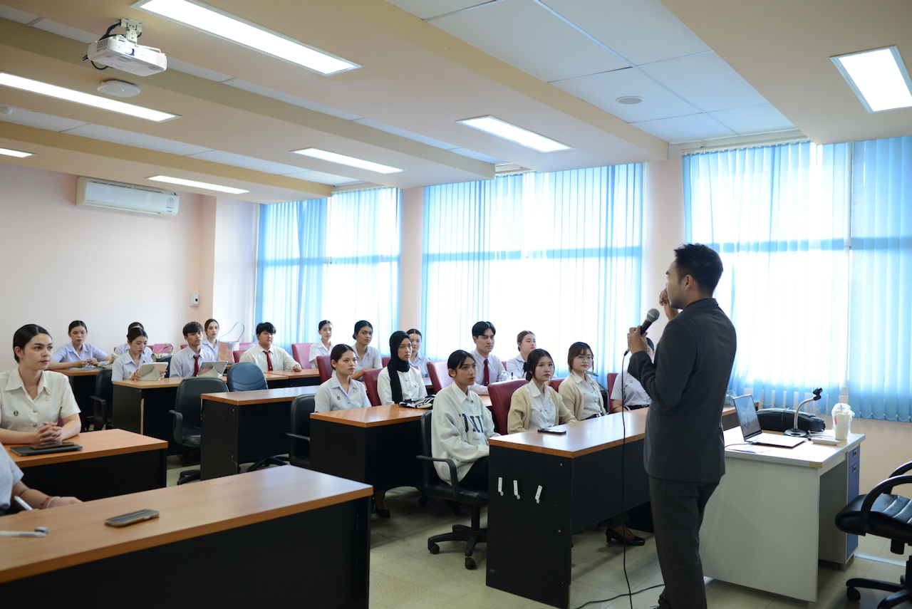 IST Holds 'Aviation Ground Services' Workshop to Prepare Aviation Business Students for Professional Internships