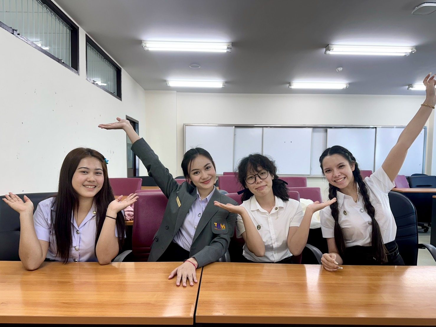 บรรยากาศการเรียนการสอนหลักสูตรสองภาษา