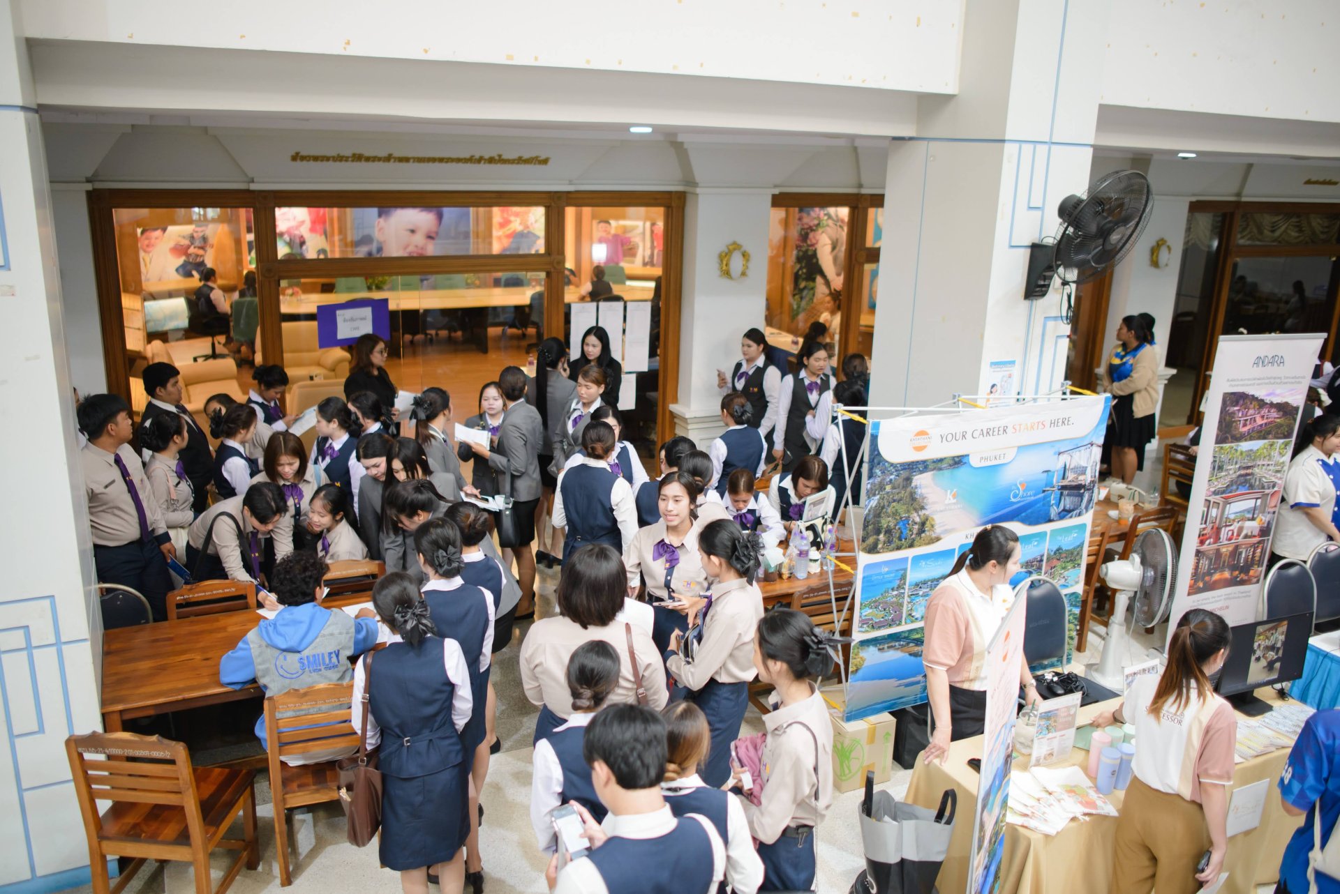 gallery 9