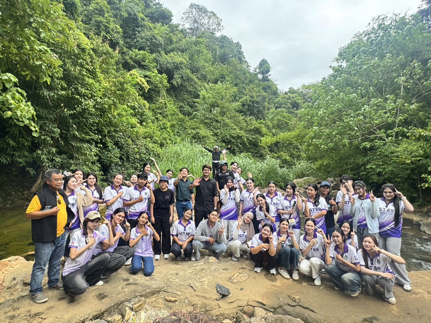 วิทยาลัยนานาชาติการท่องเที่ยว มรส. นำนักศึกษาลงพื้นที่ “คลองยัน” ใช้กระบวนการวิศวกรสังคม ร่วมชุมชนพัฒนาเส้นทางท่องเที่ยวและ Tourism Map ยกระดับเศรษฐกิจฐานรากอย่างยั่งยืน