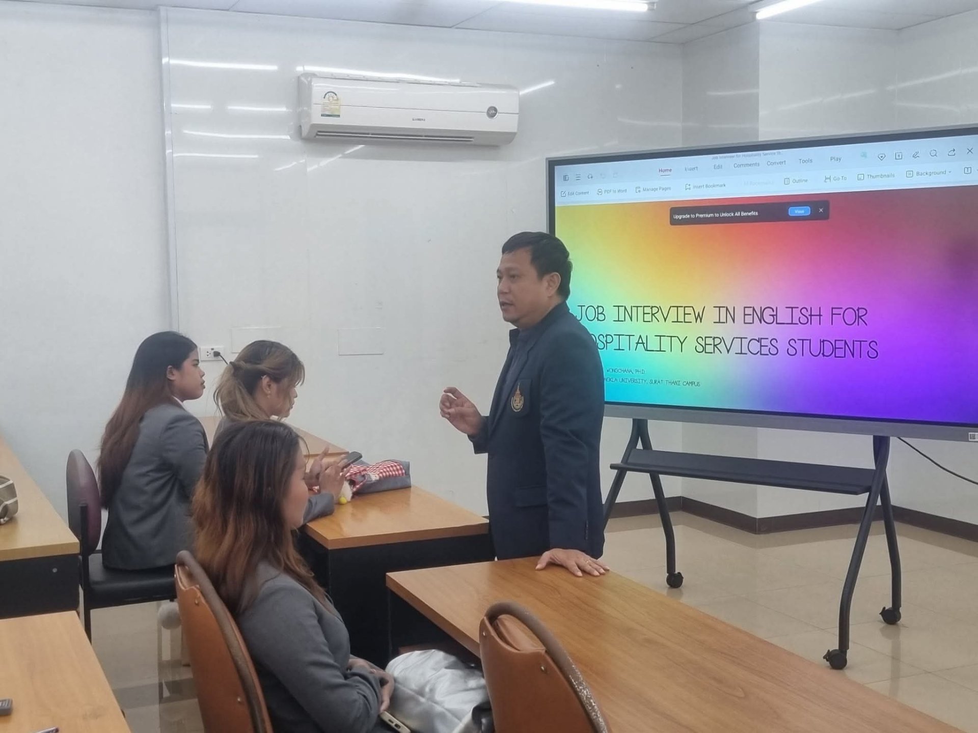THM Strengthens English Job Interview Skills for Fourth-Year Students, Preparing Them for Professional Careers in Tourism and Hospitality