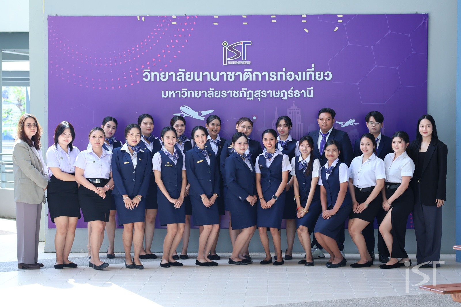 THM Prepares Third-Year Students for Work-Integrated Learning in Food & Beverage and Bartending at 5–6 Star Hotels